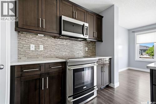 4354 Green Olive Way E, Regina, SK - Indoor Photo Showing Kitchen With Upgraded Kitchen
