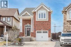 944 DUNBLANE Court Kitchener, ON N2R 1W9