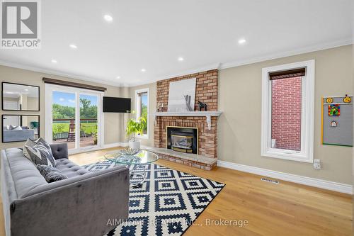 68 Aitken Circle, Markham, ON - Indoor Photo Showing Living Room With Fireplace