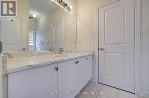 77 Mccague Avenue, Richmond Hill, ON - Indoor Photo Showing Bathroom
