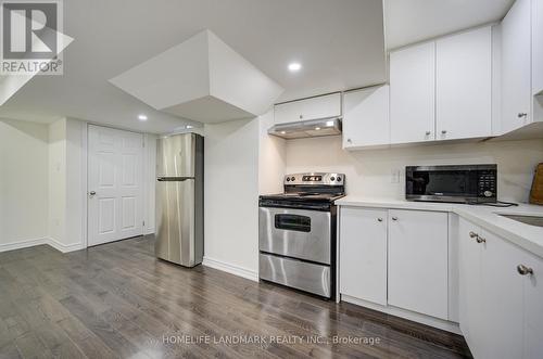 77 Mccague Avenue, Richmond Hill, ON - Indoor Photo Showing Kitchen