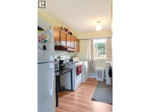 5 Grebe Street, Kitimat, BC - Indoor Photo Showing Kitchen