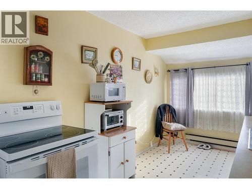 5 Grebe Street, Kitimat, BC - Indoor Photo Showing Kitchen