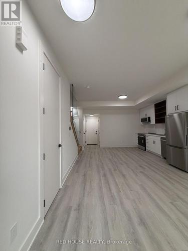 155 Everett Common, St. Catharines, ON - Indoor