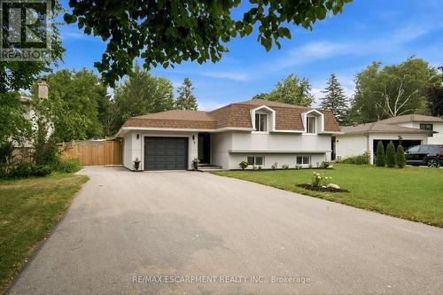 9 FAIRVIEW PLACE  Orangeville, ON L9W 3B3
