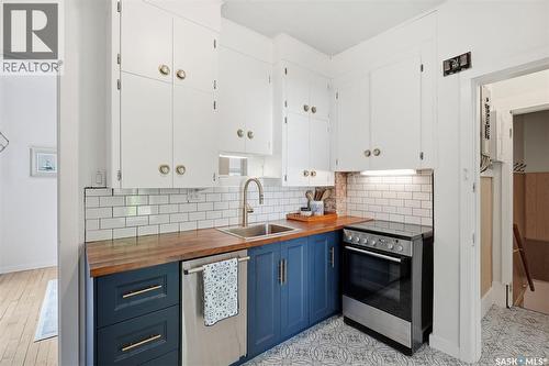720 Temperance Street, Saskatoon, SK - Indoor Photo Showing Kitchen With Upgraded Kitchen