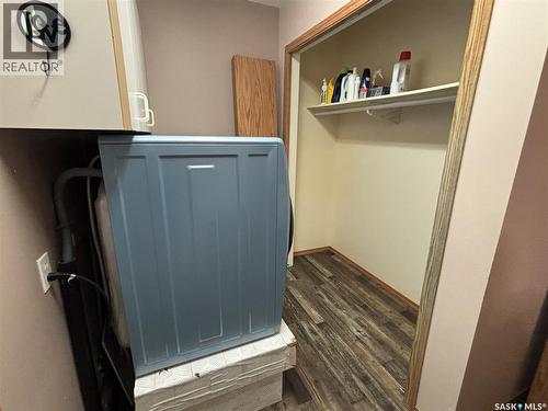 208 Herbert Street, Maple Creek, SK - Indoor