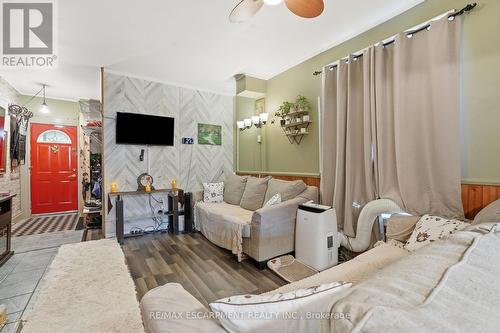 182 Cavell Avenue, Hamilton, ON - Indoor