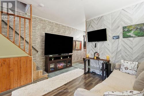 182 Cavell Avenue, Hamilton, ON - Indoor