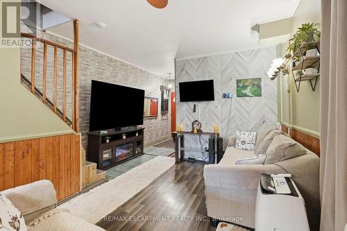 182 Cavell Avenue, Hamilton, ON - Indoor