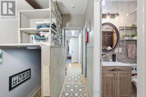 182 Cavell Avenue, Hamilton, ON - Indoor