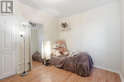 182 Cavell Avenue, Hamilton, ON - Indoor