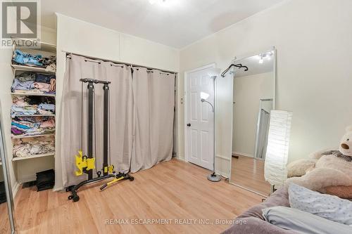 182 Cavell Avenue, Hamilton, ON - Indoor