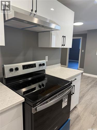 415 Mcarthur Crescent, Saskatoon, SK - Indoor