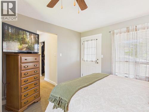 22 Willow Crescent, Osoyoos, BC - Indoor Photo Showing Bedroom