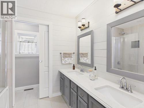 22 Willow Crescent, Osoyoos, BC - Indoor Photo Showing Bathroom