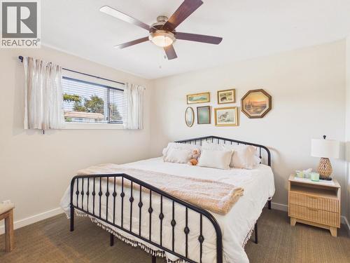 22 Willow Crescent, Osoyoos, BC - Indoor Photo Showing Bedroom