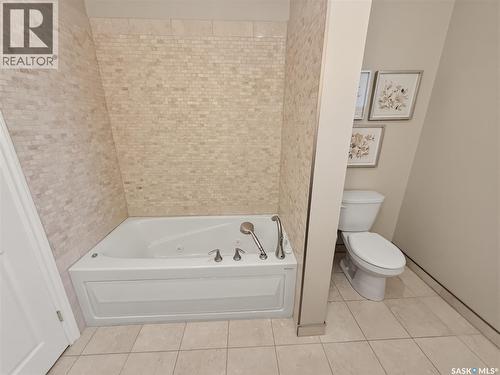 1165 North Hill Drive, Swift Current, SK - Indoor Photo Showing Bathroom