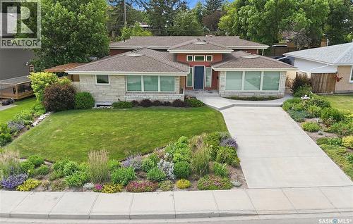 1165 North Hill Drive, Swift Current, SK - Outdoor