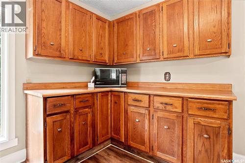 300 Main Street, Dysart, SK - Indoor Photo Showing Kitchen