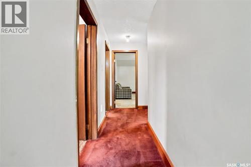 300 Main Street, Dysart, SK - Indoor Photo Showing Other Room