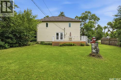 300 Main Street, Dysart, SK - Outdoor With Deck Patio Veranda