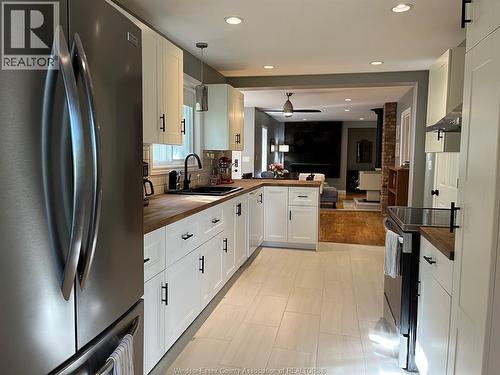 769 Assumption, Windsor, ON - Indoor Photo Showing Kitchen