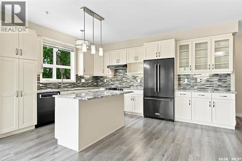 210 1015 Moss Avenue, Saskatoon, SK - Indoor Photo Showing Kitchen With Upgraded Kitchen