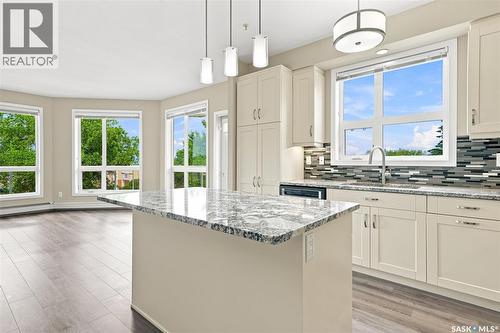 210 1015 Moss Avenue, Saskatoon, SK - Indoor Photo Showing Kitchen With Upgraded Kitchen
