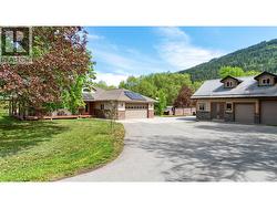 3960 50 Street NE Salmon Arm, BC V1E 1Y5