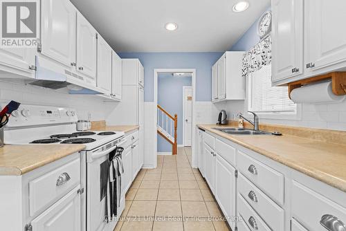 Kitchen - 40 Ivey Lane, Otonabee-South Monaghan, ON - Indoor Photo Showing Kitchen With Double Sink