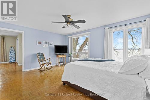Primary Bedroom - 40 Ivey Lane, Otonabee-South Monaghan, ON - Indoor Photo Showing Bedroom