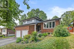 941 GOLFVIEW ROAD Peterborough (Otonabee Ward 1), ON K9J 7W2