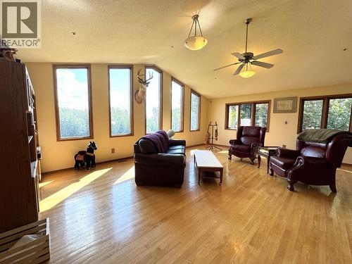 15562 287 Road, Fort St. John, BC - Indoor