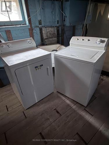 70 Huron Street, Guelph, ON - Indoor Photo Showing Laundry Room