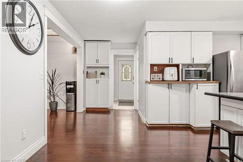 318 10Th Concession Road E, Freelton, ON - Indoor Photo Showing Kitchen