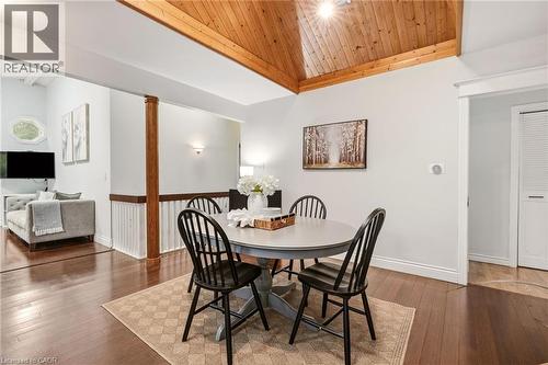 318 10Th Concession Road E, Freelton, ON - Indoor Photo Showing Dining Room
