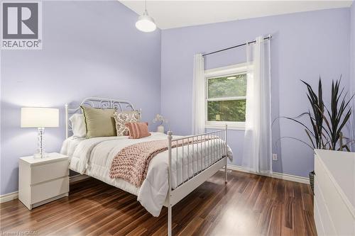 318 10Th Concession Road E, Freelton, ON - Indoor Photo Showing Bedroom