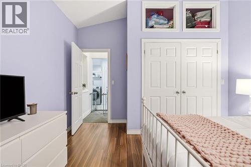 318 10Th Concession Road E, Freelton, ON - Indoor Photo Showing Bedroom
