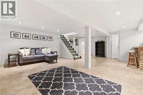 318 10Th Concession Road E, Freelton, ON - Indoor