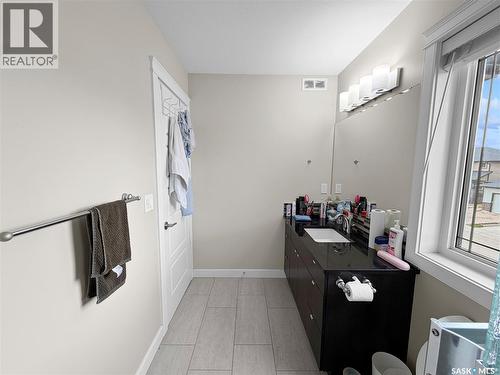 526 Maple Crescent, Warman, SK - Indoor