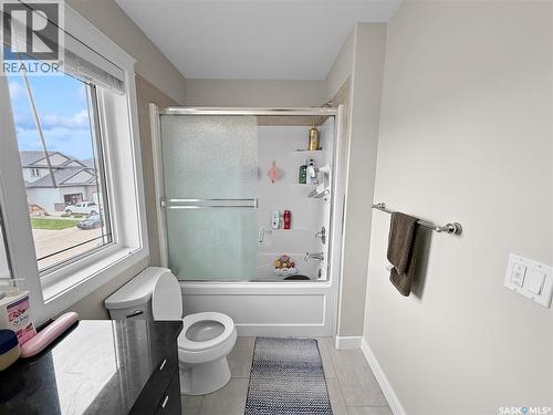526 Maple Crescent, Warman, SK - Indoor Photo Showing Bathroom
