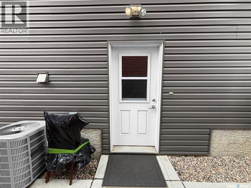 526 Maple Crescent, Warman, SK - Outdoor With Exterior