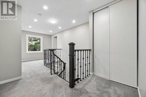 693 Barnes Crescent, Oshawa, ON - Indoor Photo Showing Other Room