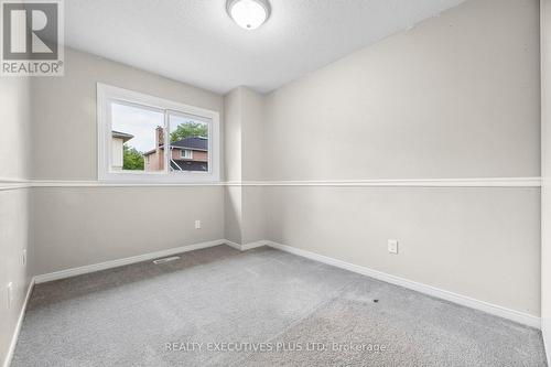 693 Barnes Crescent, Oshawa, ON - Indoor Photo Showing Other Room