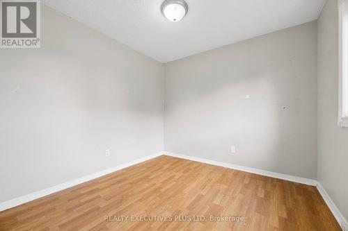 693 Barnes Crescent, Oshawa, ON - Indoor Photo Showing Other Room