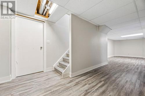 693 Barnes Crescent, Oshawa, ON - Indoor Photo Showing Other Room