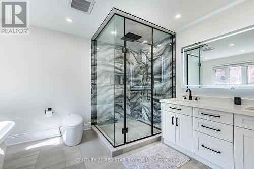 396 Derrydale Drive, Mississauga, ON - Indoor Photo Showing Bathroom