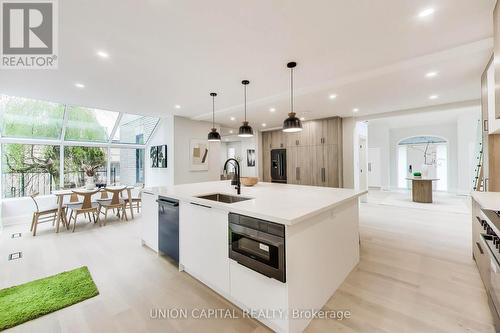 58 Forsyth Avenue N, Hamilton, ON - Indoor Photo Showing Kitchen With Upgraded Kitchen