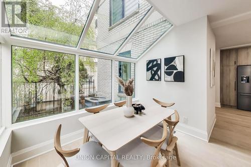 58 Forsyth Avenue N, Hamilton, ON - Indoor Photo Showing Dining Room